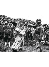 國軍於雨花台槍決南京大屠殺日軍之劊子手。之照片