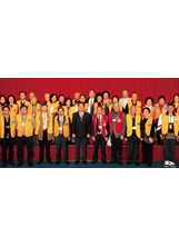 呂嘉凱副秘書長（右六）接待香港榮光會理事長吳漢廉（前排右五）及會員。（孫利安攝）之照片