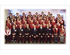陳總統出席輔導會五十周年慶祝大會，與各類楷模合影留念。（張光棣攝）