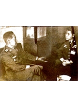前參謀總長賴名湯上將（左）蒞臨聯勤財務大樓，營區兼指揮官張濟夏將軍（右）陪同視察。（圖／張濟夏）之照片