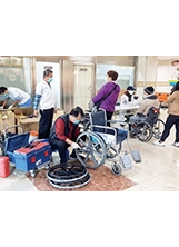 身障重建中心每年以巡迴小組的形式到各榮家、榮服處及榮院免費提供服務。（圖／桃園分院）之照片