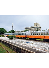 舊車站於民國90年走入歷史，留下舊時代的鐵道風情。之照片