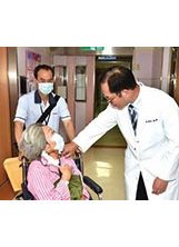 高榮院長林曜祥努力推動醫療照顧精緻化。（圖／高榮）之照片