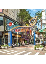 素有「北迪化，中繼光」之稱的臺中市繼光街商圈，有多間老字號商店與小吃店。之照片
