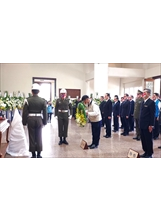 李副主委在新竹軍人忠靈祠主持輔導會北部春祭，向榮民英靈行禮。（圖／新竹榮服處）之照片