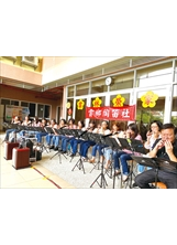 雲鄉陶笛社至雲林榮家舉辦「春之頌」陶笛音樂演奏會。（圖／雲林榮家）之照片