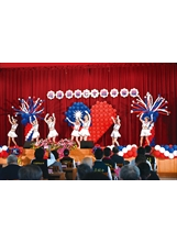 家慶活動中，花漾亮麗舞蹈團表演「快車小姐」，帶來青春活力。（圖／林建榮）之照片