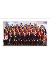 陳總統出席輔導會五十周年慶祝大會，與各類楷模合影留念。（張光棣攝）之照片