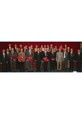輔導會曾金陵主任委員（前排左五）接待來華參加建國百年國慶活動的各國退伍軍人協會代表，並表達歡迎之意。（楊進雄攝）之照片