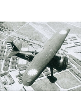 抗戰期間，霍克機出擊的英姿。（取自中華民國空軍重要戰役專冊）之照片