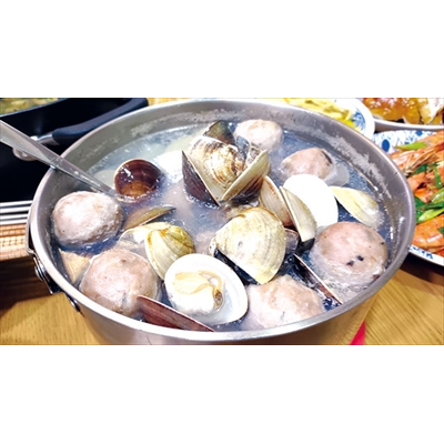 「蛤蠣貢丸湯」：肉味鮮美、含鋅豐富。